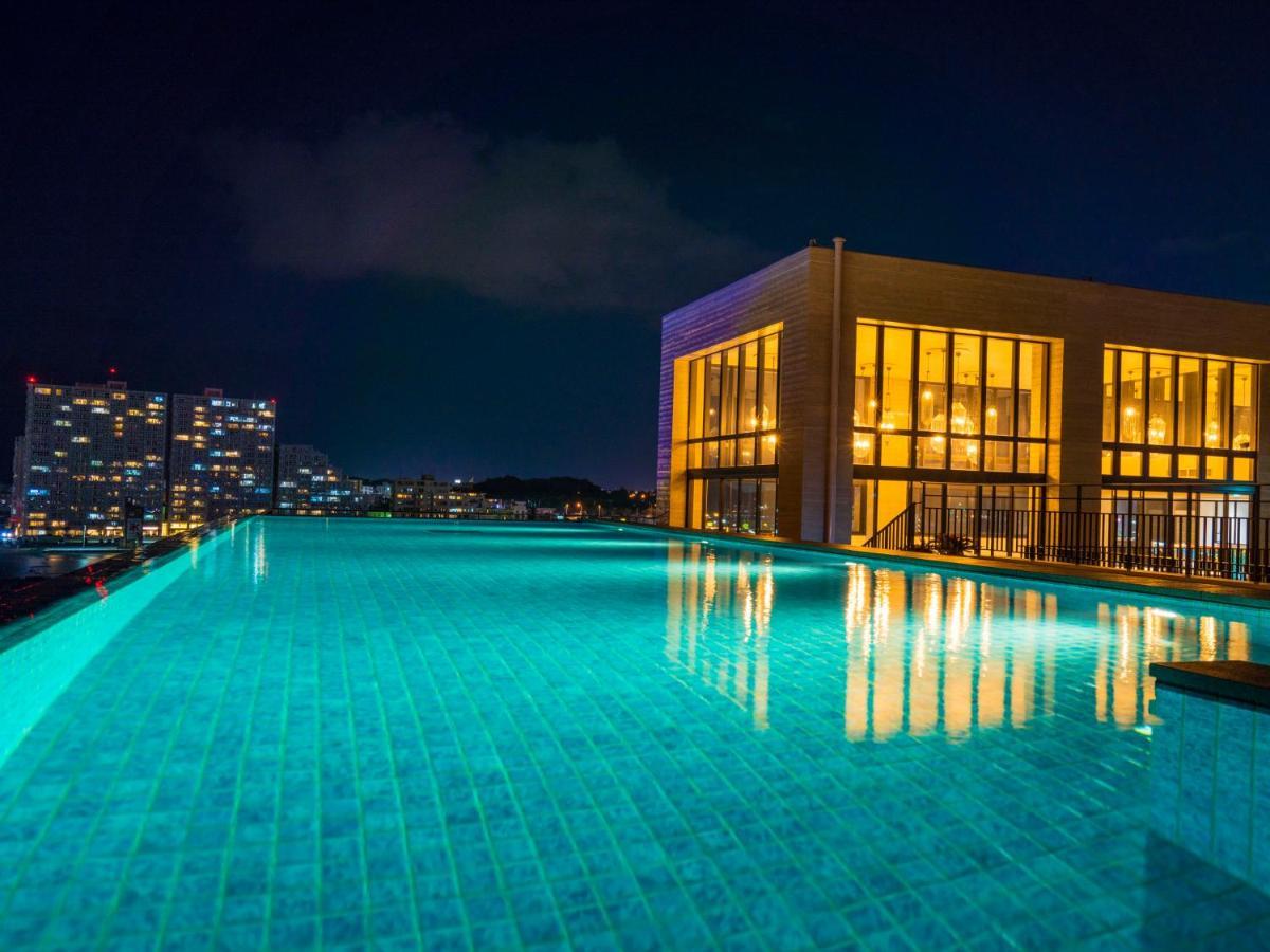 Mb Gallery Chatan By The Terrace Hotels Kültér fotó